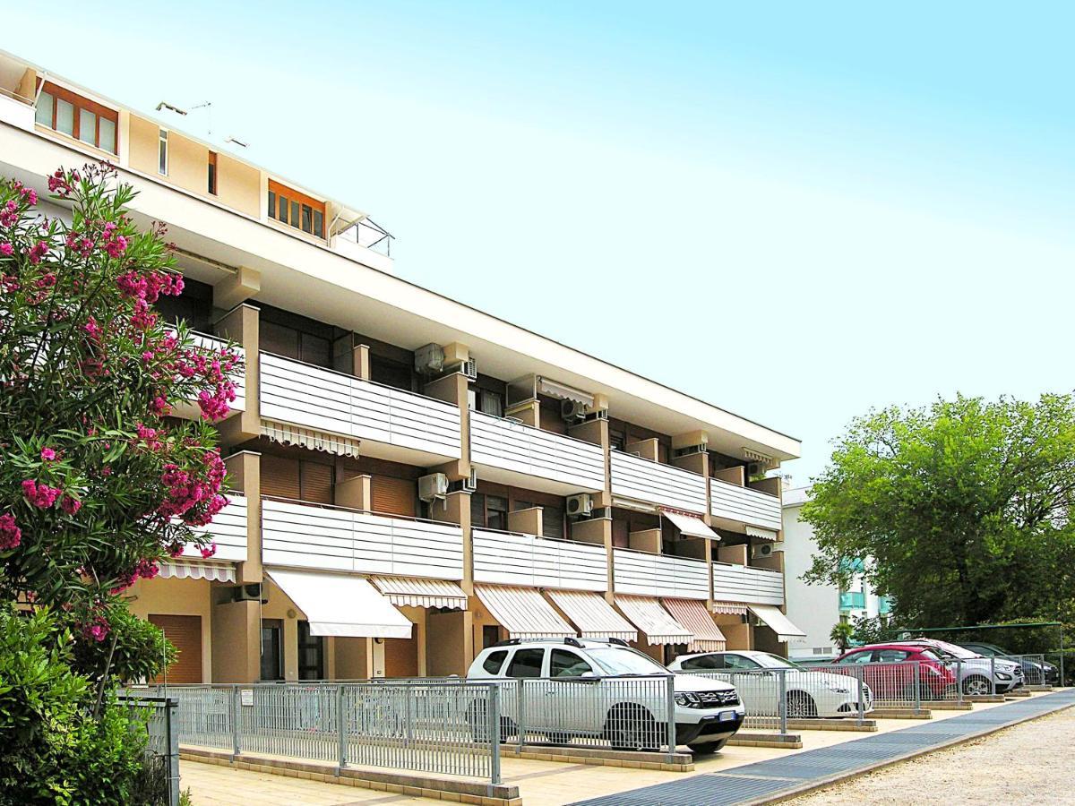 Appartamenti Bristol Μπιμπιόνε Εξωτερικό φωτογραφία
